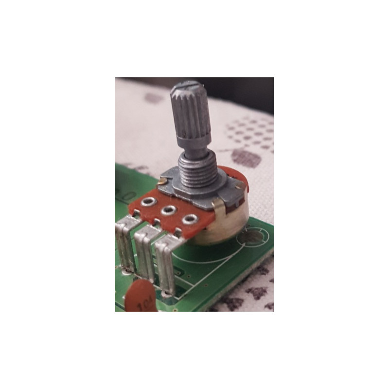 POTENTIOMETRE 10KB POUR AMPLI valvetronic ad30vt VOX