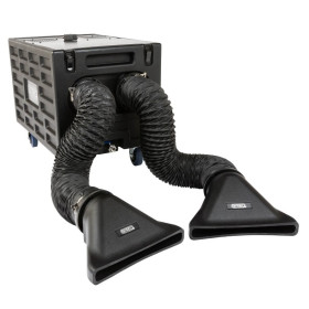 MACHINE A FUMEE LOURDE 2 SORTIES DANS UN FLIGHTCASE 3000W BRITEQ